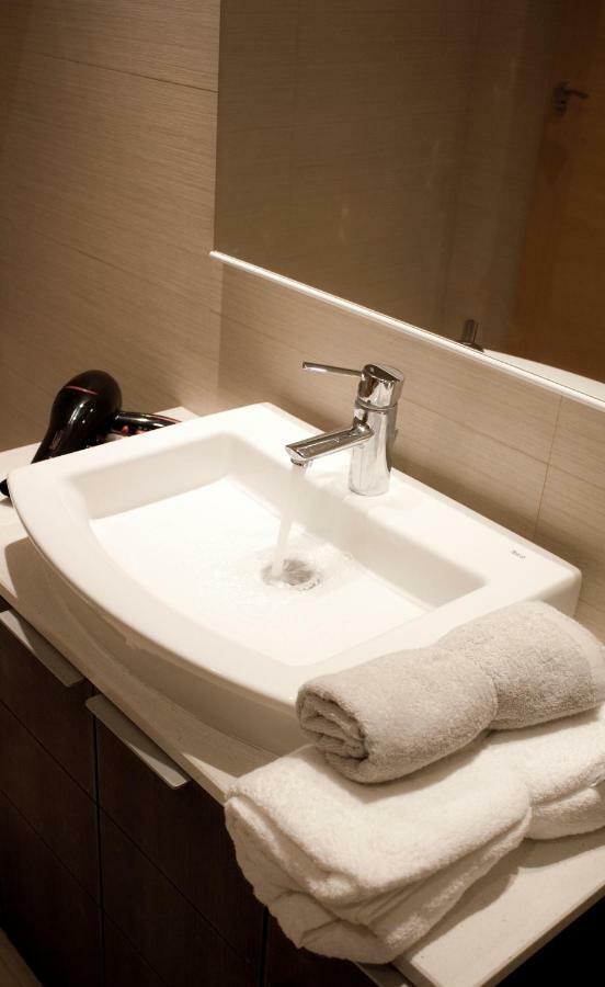 Estudio Moderno Centro-Playa Gijon Apartment ภายนอก รูปภาพ